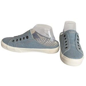 NWOB Taos Ez Soul Sneaker in Lake Blue Wash Canvas‎ Women's Size 9.5